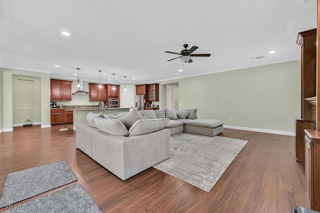 8405 Canyon Crevasse Street Property Photo 6