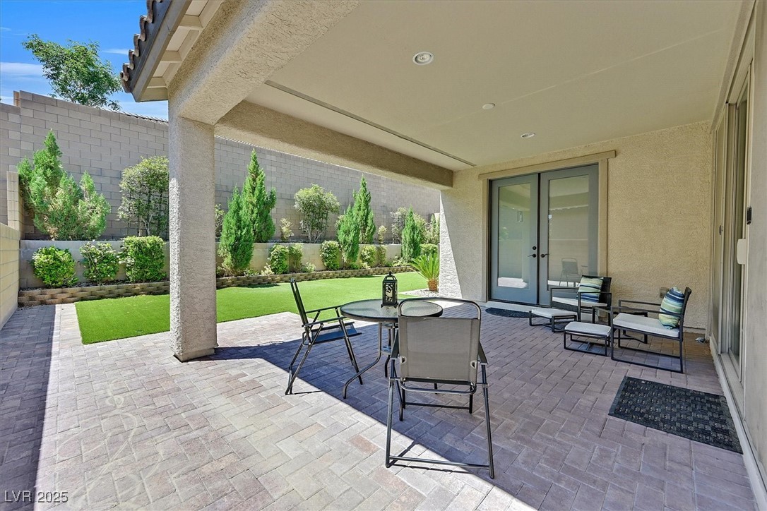 8405 Canyon Crevasse Street Property Photo 29