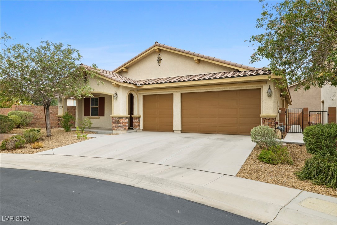 228 Viale Aventino Property Photo 1