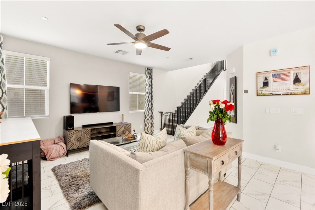 10940 Oregano Avenue Property Photo 12