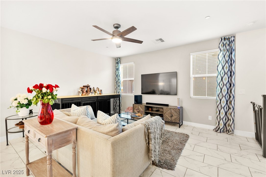 10940 Oregano Avenue Property Photo 13