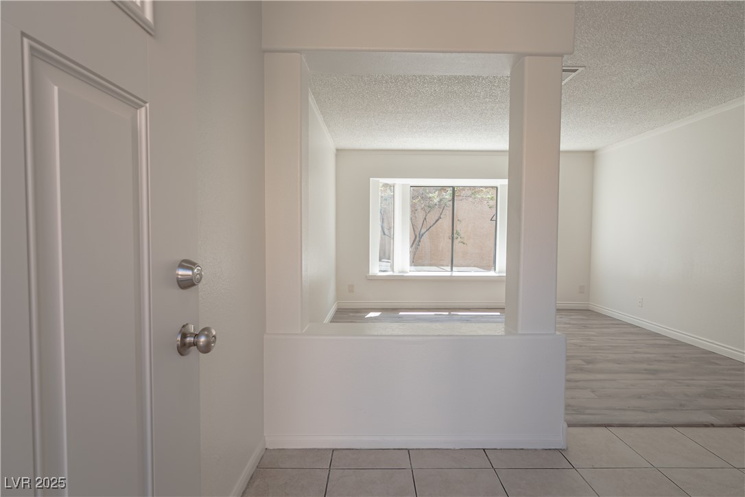6601 West Pepperidge Way Property Photo 9