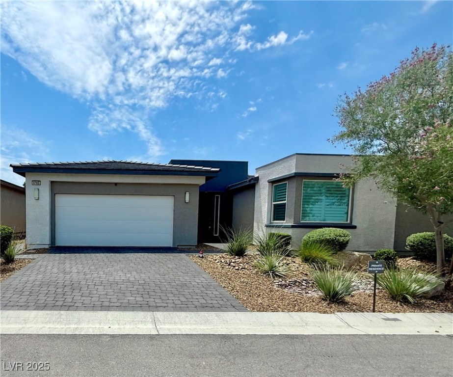 4760 South East Clifftop Drive Property Photo 1