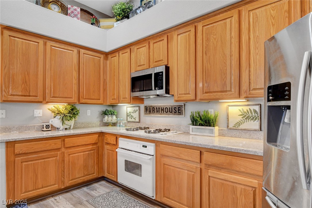 9553 Gainey Ranch Avenue Property Photo 12