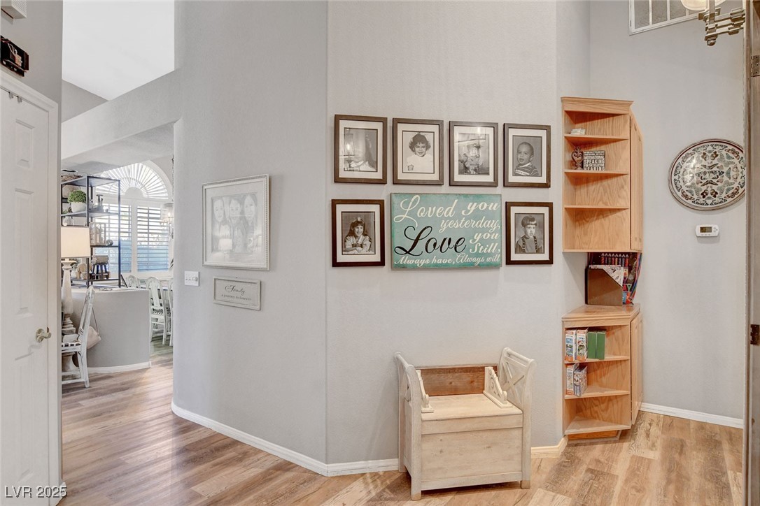 9553 Gainey Ranch Avenue Property Photo 15