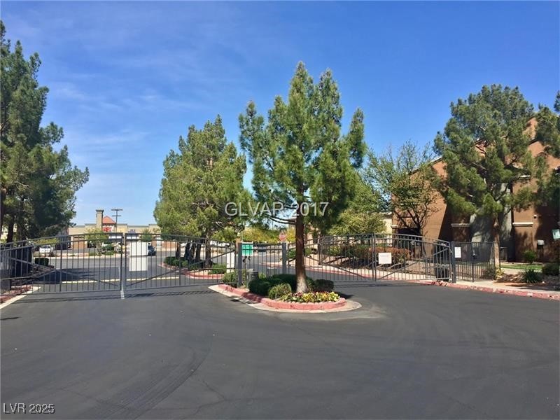 555 Silverado Ranch Boulevard 1073 Property Photo 15