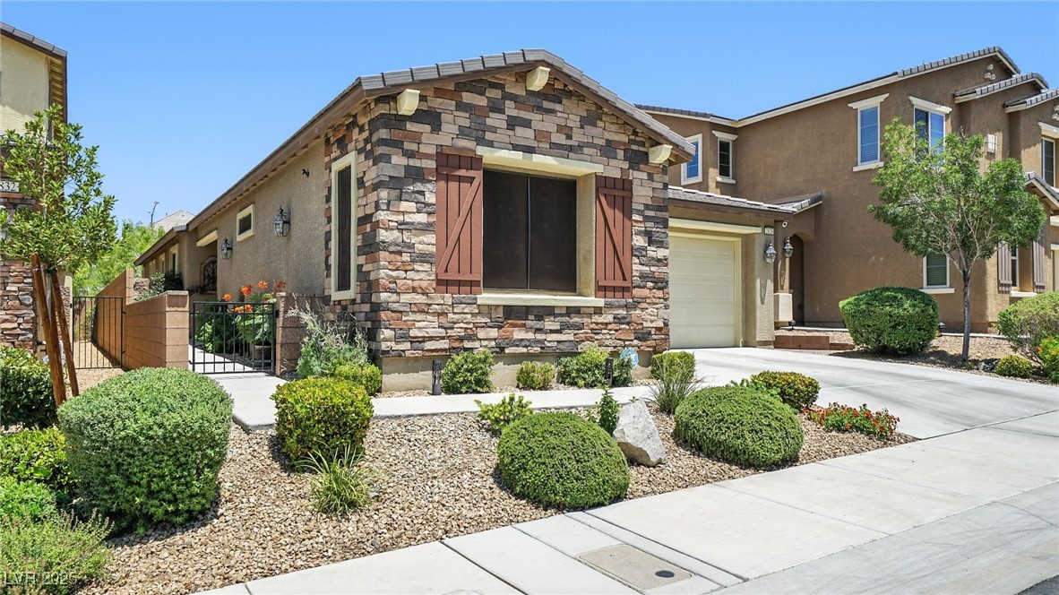 2828 Shadows Edge Court Property Photo 3
