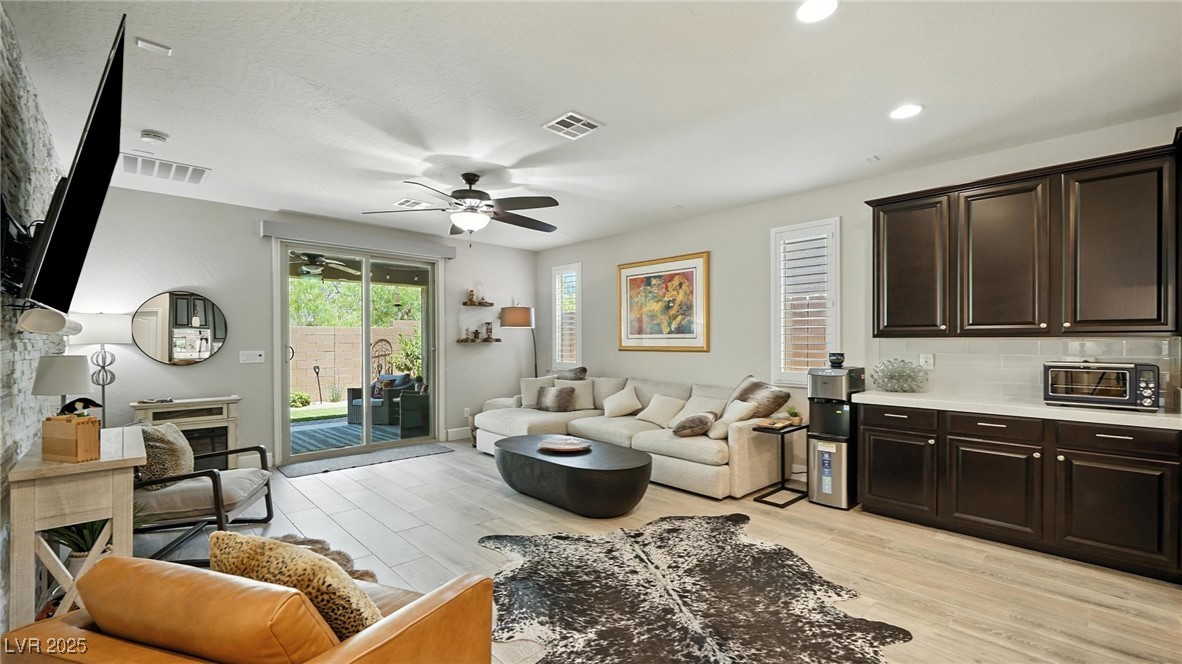 2828 Shadows Edge Court Property Photo 16