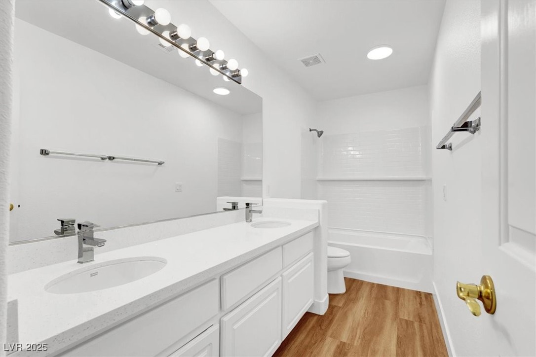 9824 Babys Breath Court Property Photo 47