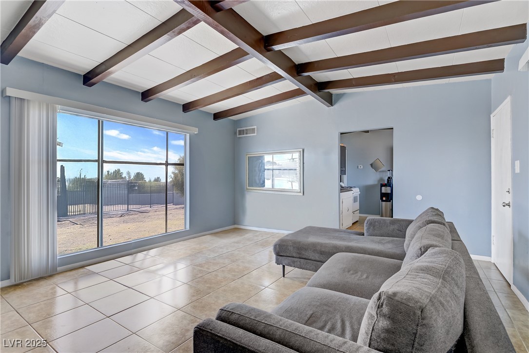 10 Ronald Lane Property Photo 7