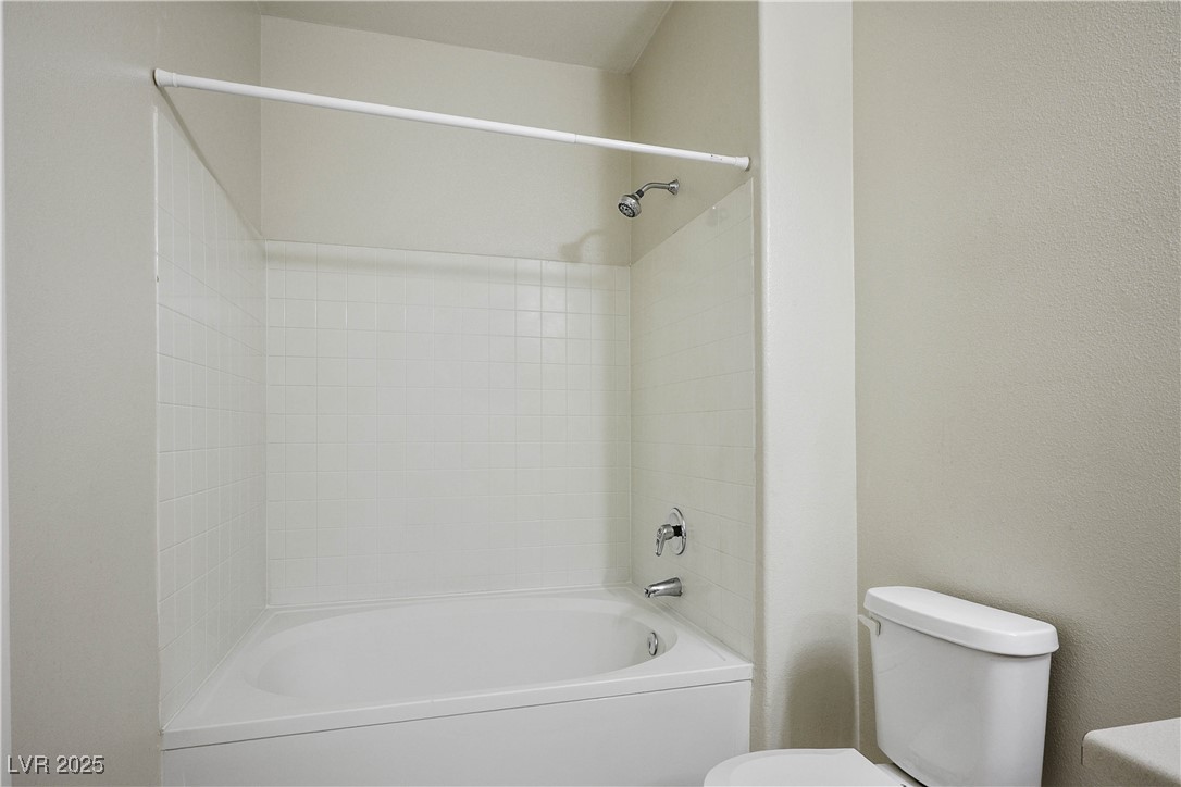 9050 West Warm Springs Road 1120 Property Photo 23