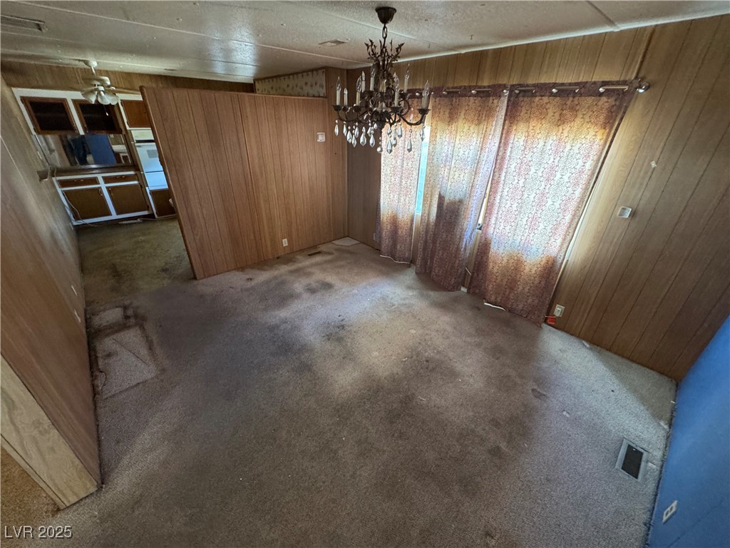 6014 Rocky Mountain Avenue Property Photo 5