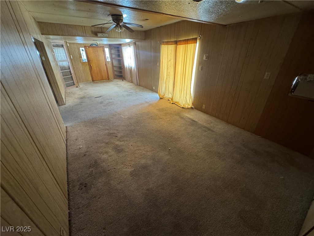 6014 Rocky Mountain Avenue Property Photo 10