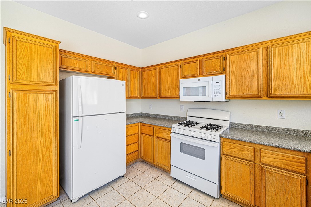 6048 Halehaven Drive Property Photo 13