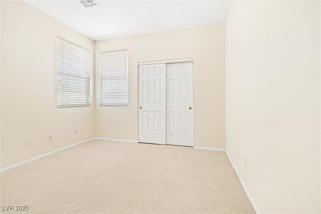 6048 Halehaven Drive Property Photo 22