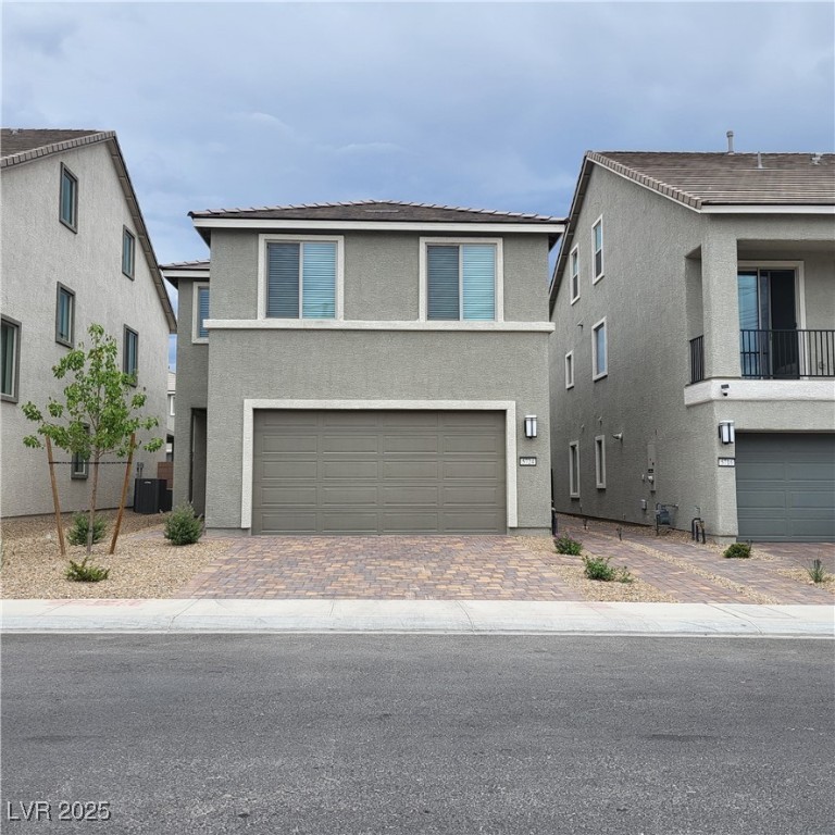 5724 Avondale Rise Way Property Photo 1