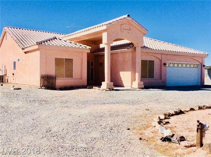 1710 North Murphy Street Property Photo