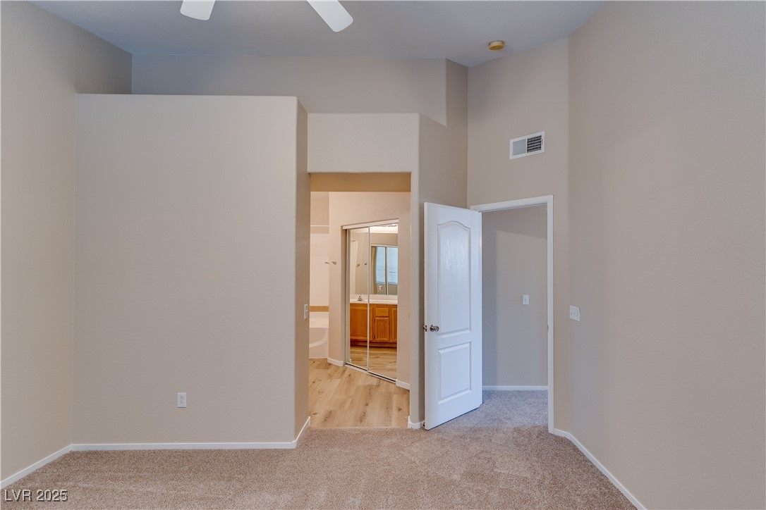 9901 Trailwood Drive 2102 Property Photo 12