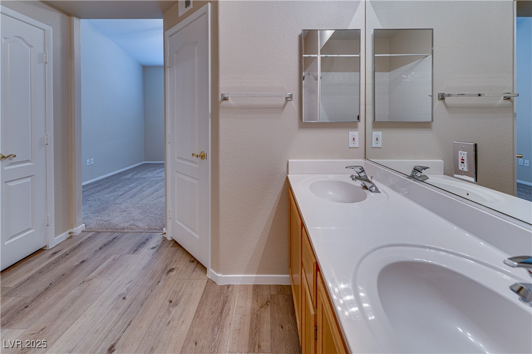 9901 Trailwood Drive 2102 Property Photo 14