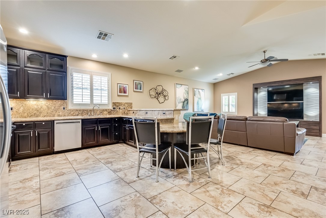 5681 Exotic Rosette Avenue Property Photo 15