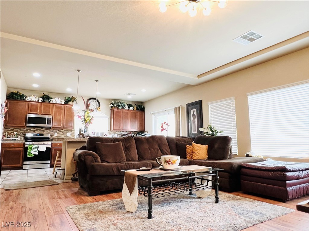 5932 Pillar Rock Avenue Property Photo 2