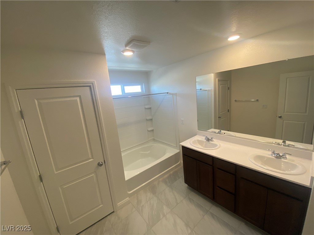6023 Coja Street Property Photo 12