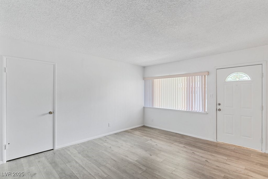 350 East Desert Inn Road H205 Property Photo 16