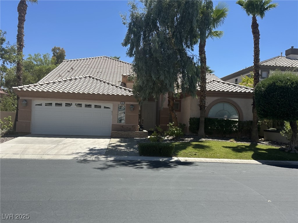 141 Cliff Valley Drive Property Photo 2
