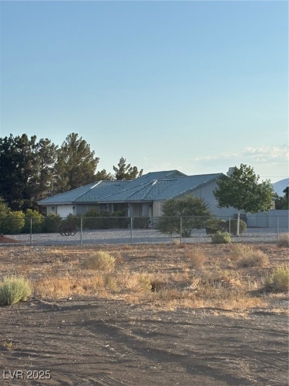 2040 Red Rock Drive Property Photo 8