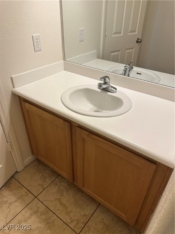 1613 White Skies Court Property Photo 19