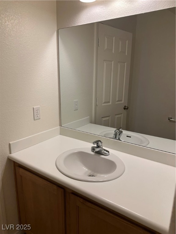 1613 White Skies Court Property Photo 20