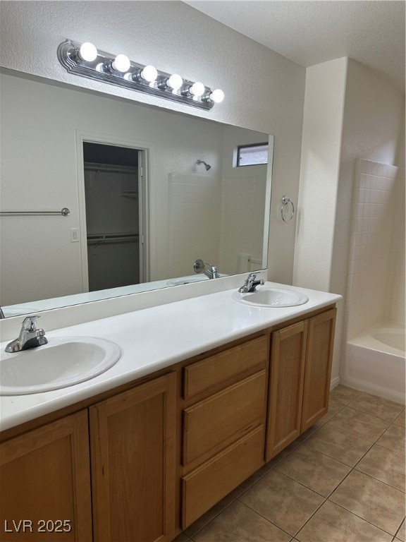 1613 White Skies Court Property Photo 34