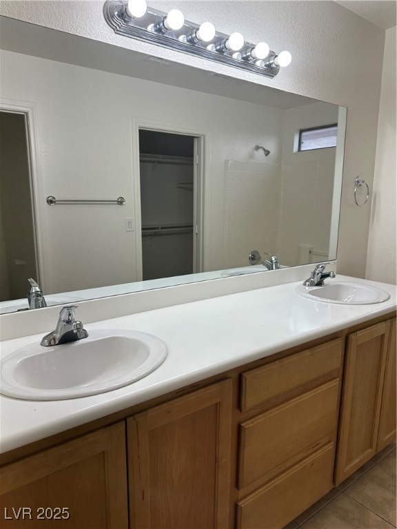 1613 White Skies Court Property Photo 37