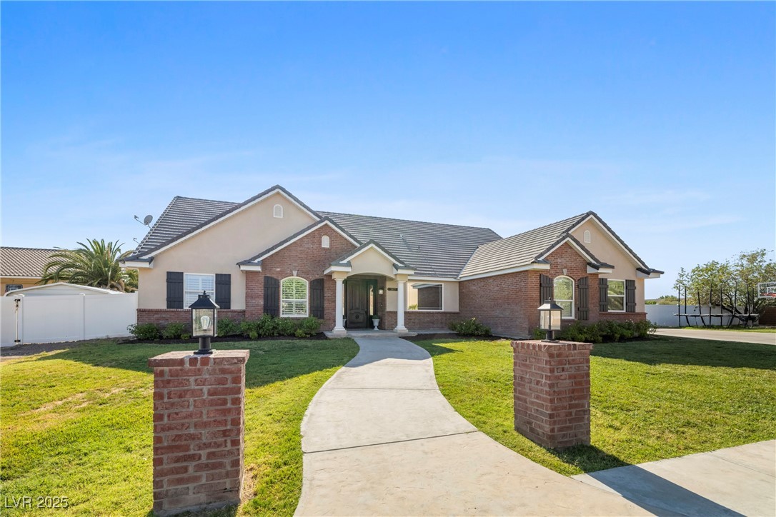 2477 Adobe Wells Drive Property Photo 1