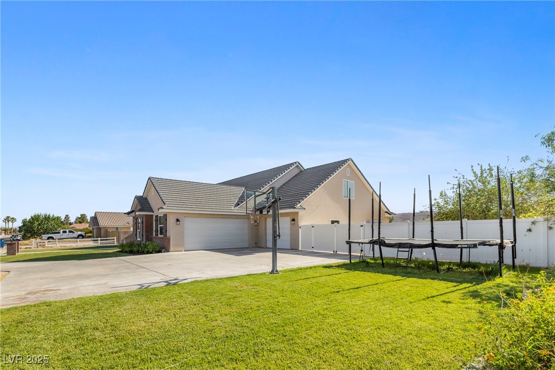 2477 Adobe Wells Drive Property Photo 3