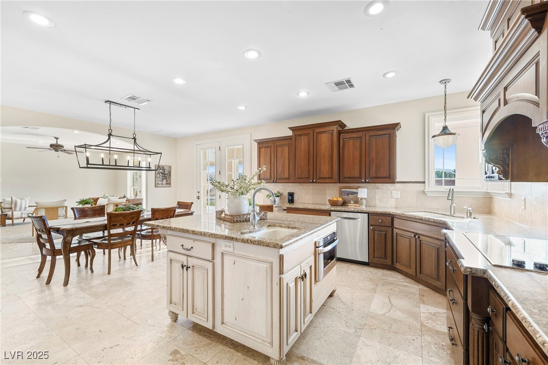 2477 Adobe Wells Drive Property Photo 13