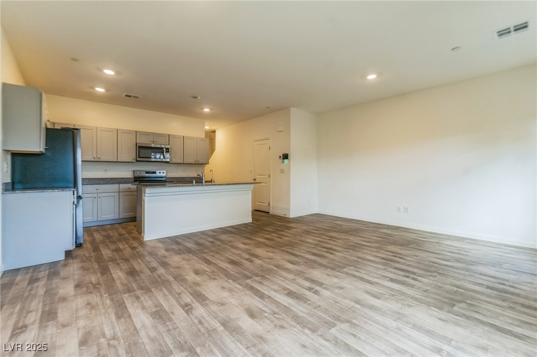 4242 Lunar Canyon Avenue Property Photo 3