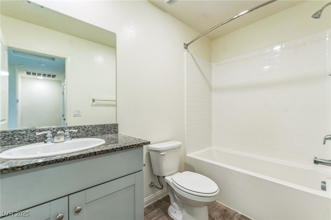 4242 Lunar Canyon Avenue Property Photo 7