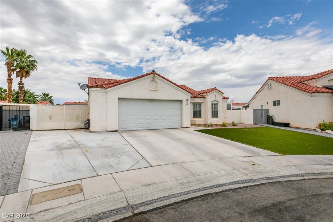 4112 Gold Bird Court Property Photo 1