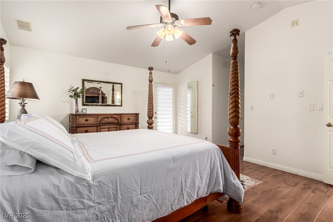 3938 Redfield Avenue Property Photo 24