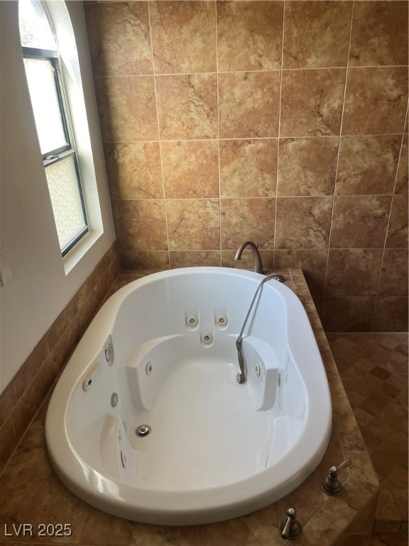 2009 Waverly Circle Property Photo 11