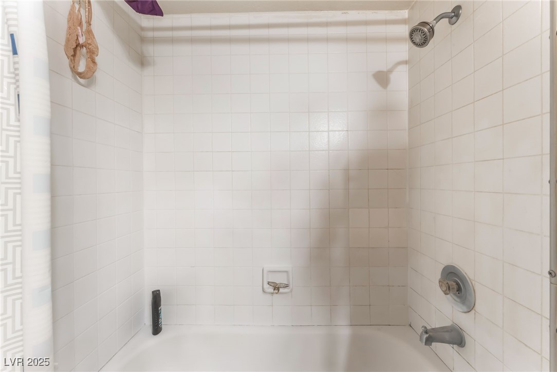 2666 Aarondavid Drive Property Photo 18