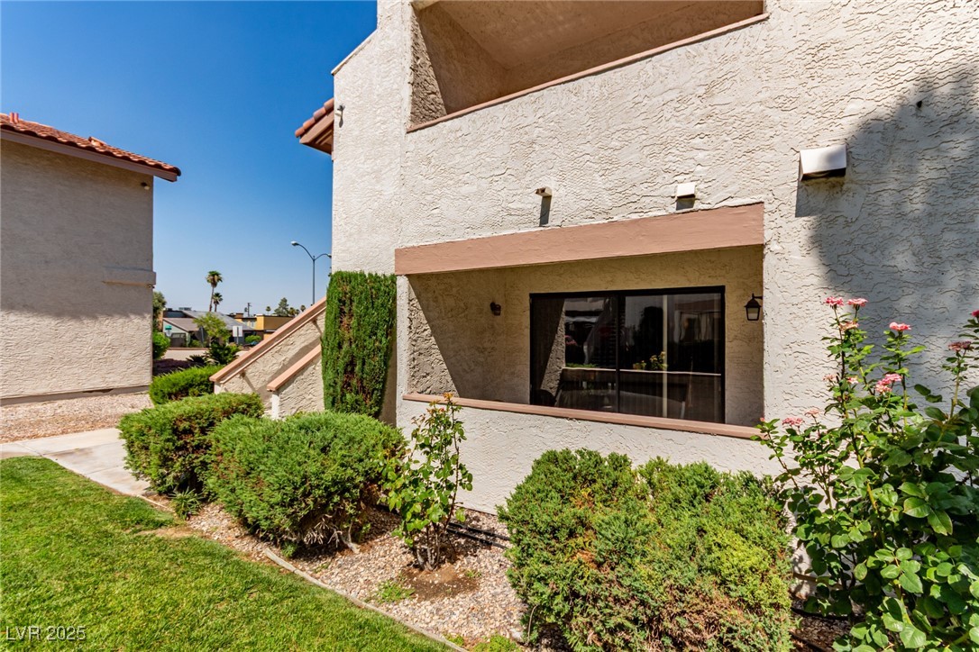 1341 Del Mar Street 101 Property Photo 4