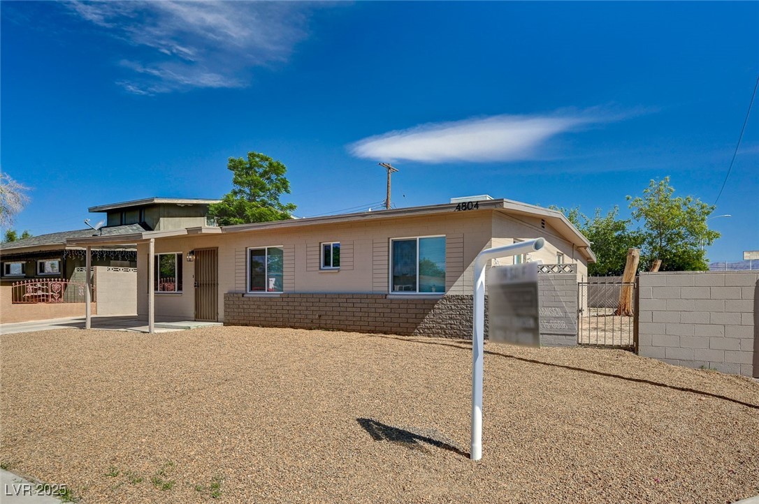 4804 Apawana Lane Property Photo 3