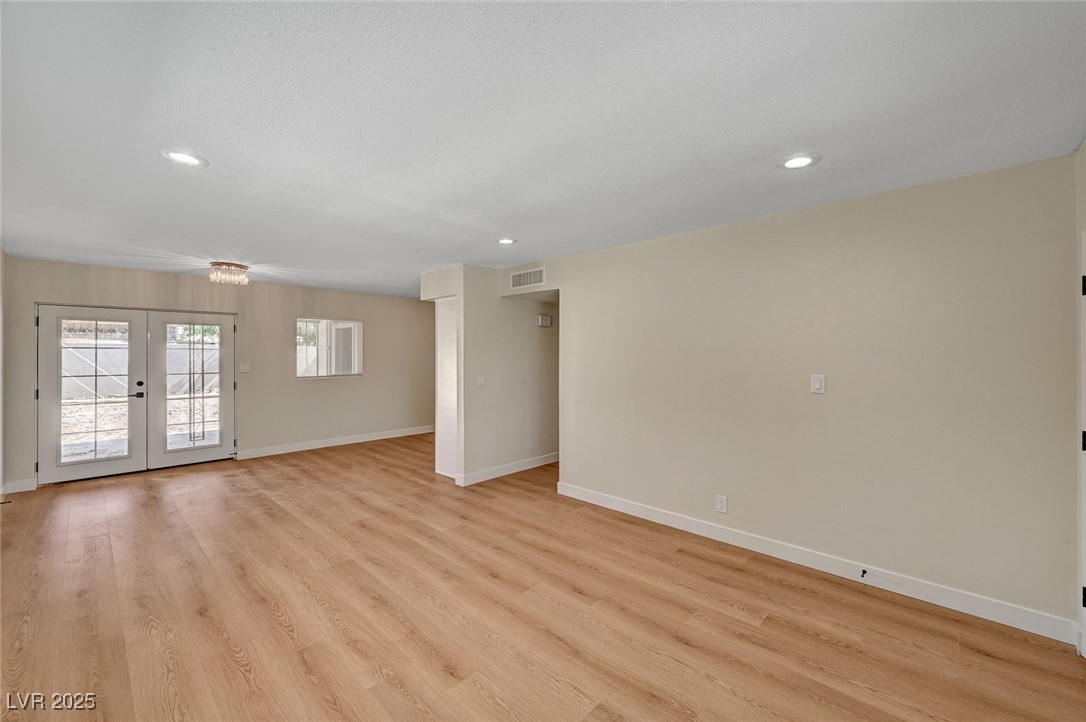 4804 Apawana Lane Property Photo 6