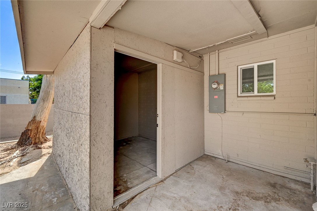 4804 Apawana Lane Property Photo 33