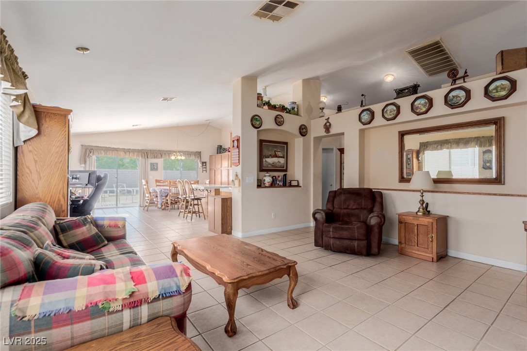8840 Spinning Wheel Avenue Property Photo 6