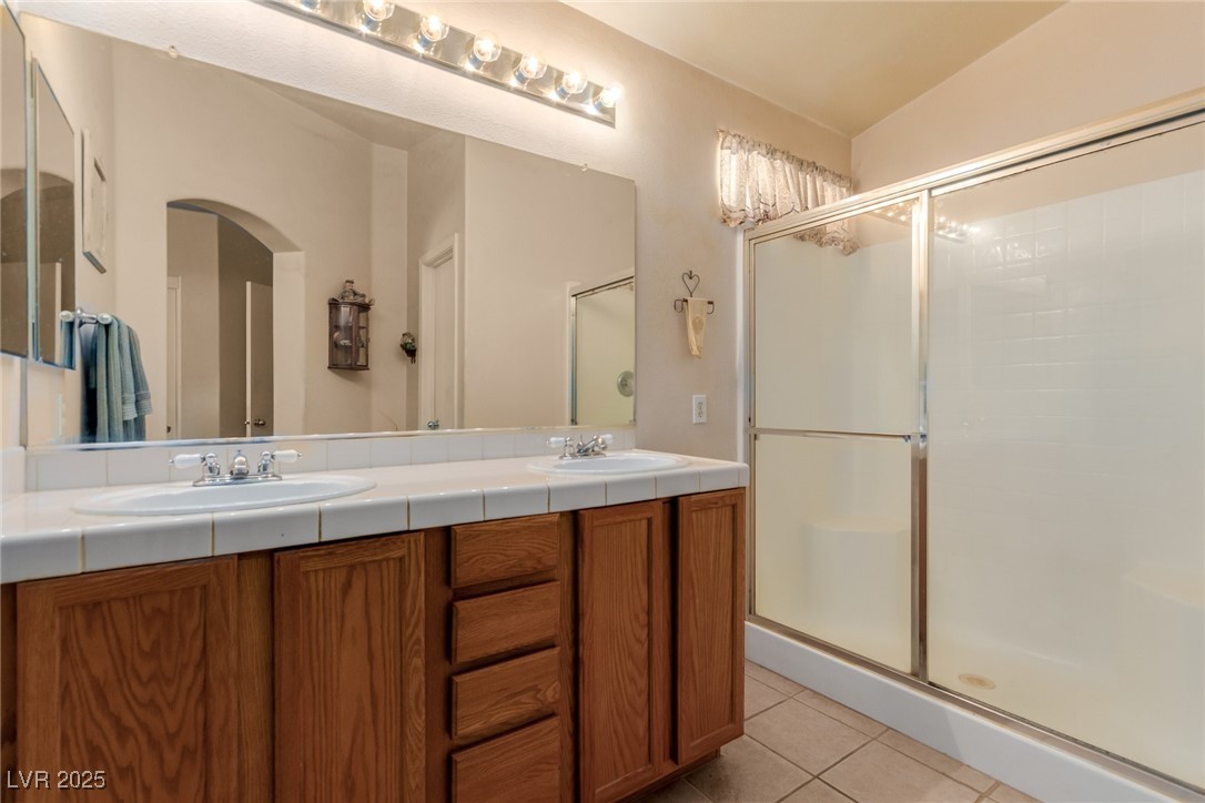 8840 Spinning Wheel Avenue Property Photo 16