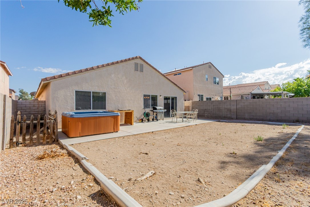 8840 Spinning Wheel Avenue Property Photo 24