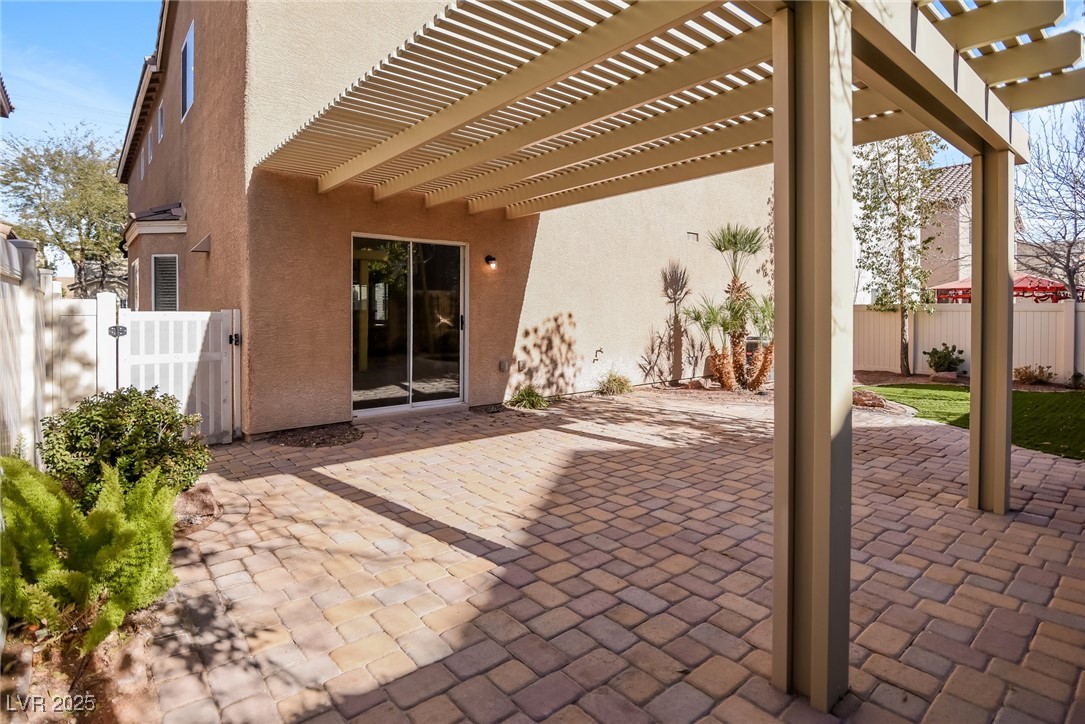 5083 Tunnel Falls Drive Property Photo 15